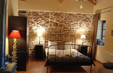 Theopetra Home - Foto 18