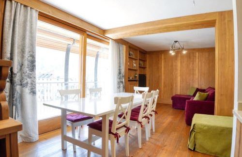 Dolomites Mountain Residence - Cozy Alpine Chalets with Private Parking - Foto 8