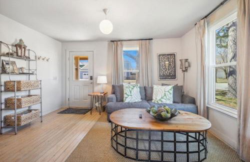 Little Red Roof-1mi to Downtown-Along Bike Trail - Foto 7