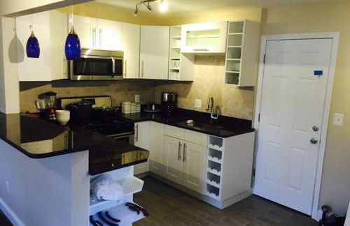 2 bd 1 bth near DC! 7081 - Photo 12