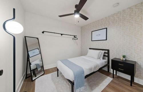 Spacious 6 Bed House near Airport, Pet-Friendly, Close to AFB - Photo 26