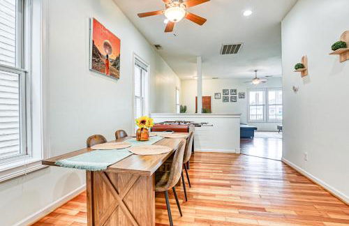 Prime Location - Stylish 2BR Minutes to Downtown - Foto 2