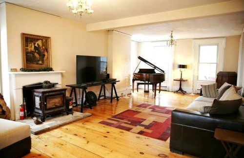 27-Person Luxury Villa Rental in Hudson Valley, New York - Foto 5