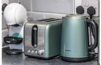 A Splash of Color: Spacious & Funky 3-BR Flat - Foto 17