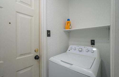 Stylish Pet Friendly Killeen 3BR with Fenced Backyard - Foto 15