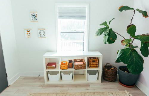 Cozy Family-Friendly home w/ fenced-in backyard - Foto 30