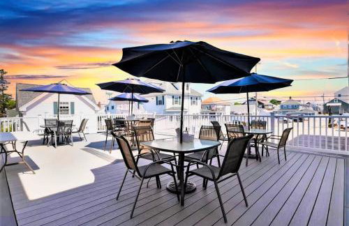 Stay Steps from Beach with Pool AC Parking - Foto 41