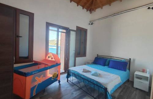 Seafront two-storey house in Kardamyla - Foto 5