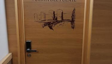 Apartamentos turisticos Ávila Puerta del Puente 1-3 - Foto 2