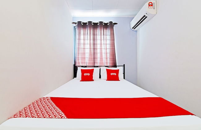 OYO 90493 JL Homestay - Foto 24