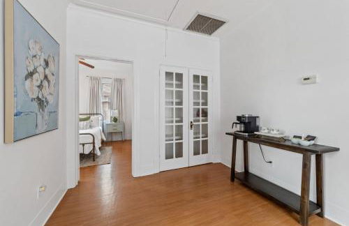 Historic Home w a Fresh Look - Downtown - Foto 12