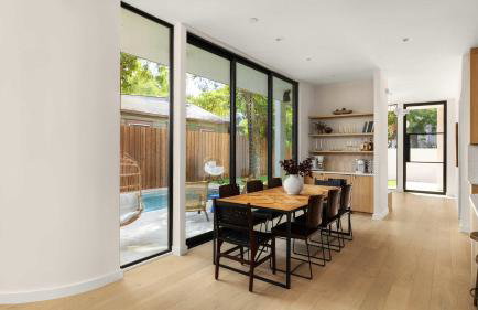 Eastside Family Luxury Retreat with Pool near Downtown - Foto 14