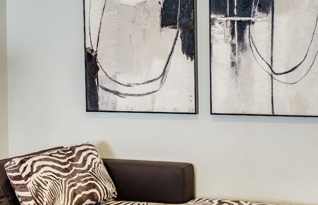 Cape Towns Charming Seaside Avaya Apartment - Photo 5