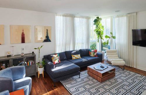 Luxe in Hollywood Hills- modern oasis, pool 5 min to Sunset - Foto 17