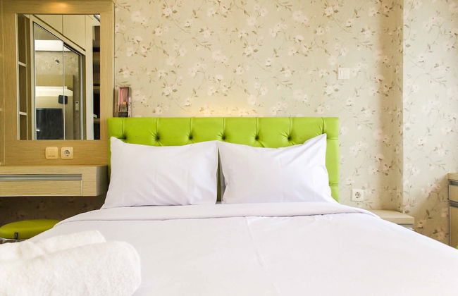 Tidy And Homey Studio Apartment At Mustika Golf Residence - Foto 3