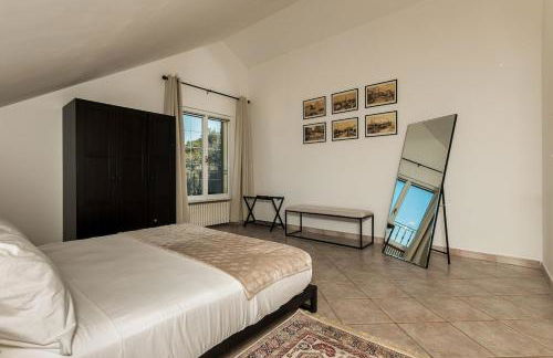 Kejani attic apt Scenic Views, Lux bath, Fast Wi-fi - Foto 47