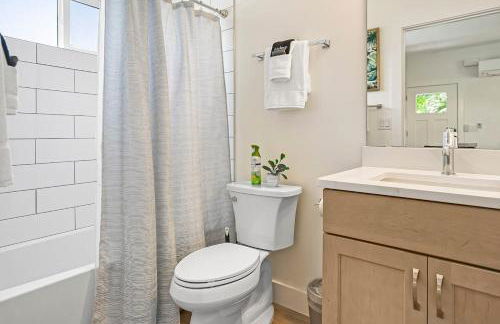 New Private Apt in Uptown St Aug Walk Everywhere - Foto 16