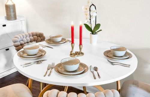 Lux Oasis in Woodland Hills - Foto 21