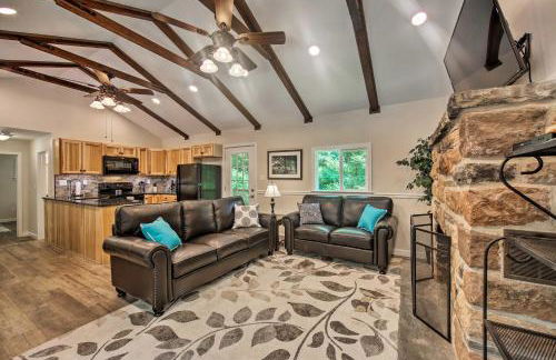 Hike, Hunt and Unwind Cozy Cabin Near Hersheypark - Foto 1