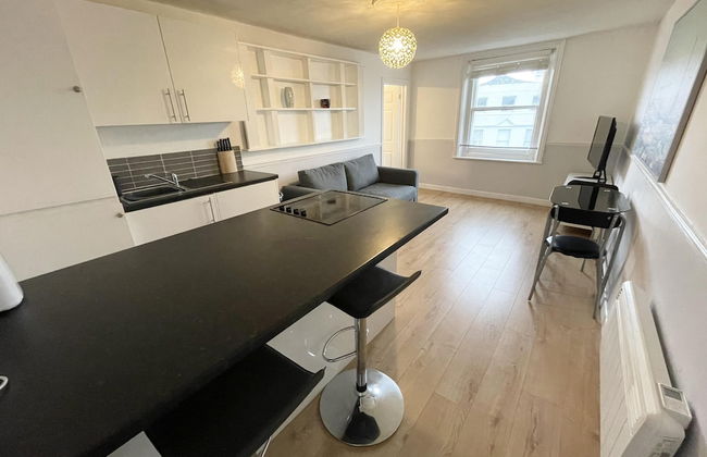 Pool Hill Terrace - Two Bedroom Apartment - Foto 7