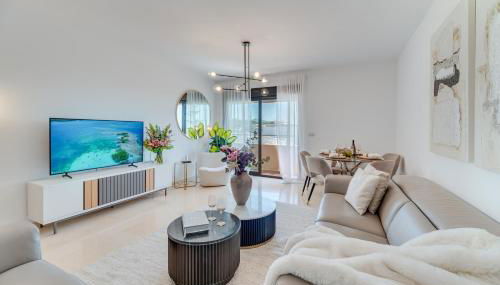 VACATION MARBELLA I The Sunrise Golden Mile Flat, Next to Convention Center, Recently Refurbished, Prime Location, 300m to the BEACH - Foto 5