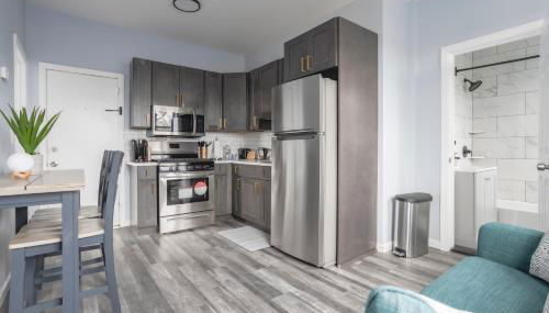 Two BR near Metlife with Laundry & Parking - Foto 3