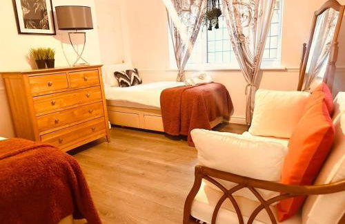 Premium 7 Bedroom house on Thingwall Road CH613UB - Foto 2