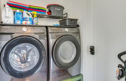 Walk to Lake Home with Game Room in Medicine Park! - Photo 27