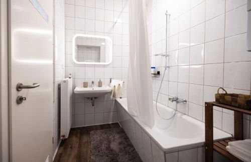 Business Design-Apartment Duisburg - 55qm, Küche & Arbeitsplatz - by Lott Living - Foto 25