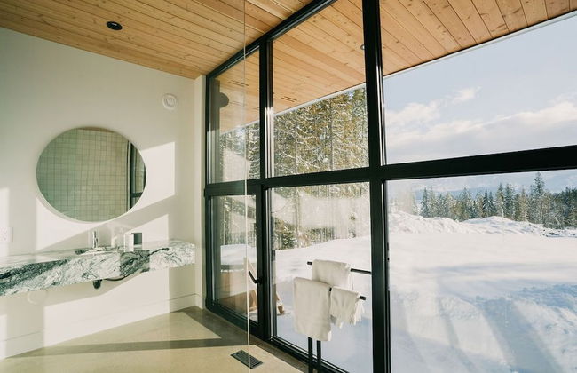 The Alder By Revelstoke Vacations - Photo 22