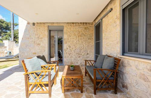 AG Stone Home - Idyllic Beachside Villa in Isthmia - Foto 33