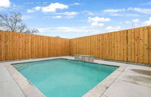 New 4 Bed luxury house w/Private Heated Pool - Foto 38