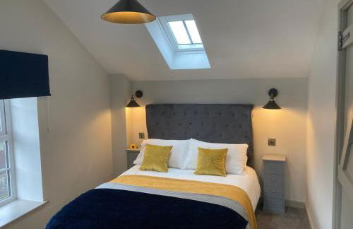 Great country-style house with a courtyard - Photo 3