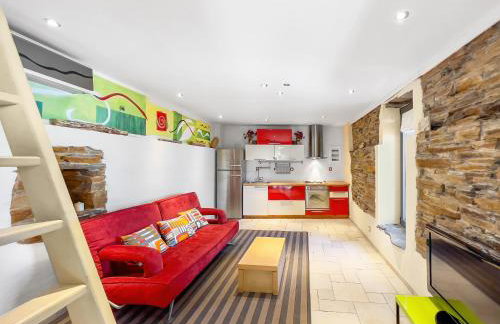 Ikaria View Resort and Villa with Pool - Photo 3