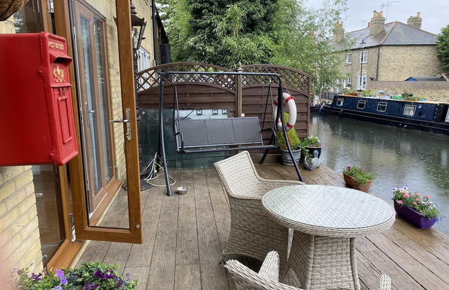 Hertford - Sleeps 2 - 92 Walking Score - Garden - Foto 19