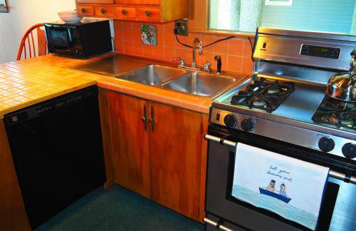 Cavalier Cottage - Private Lakefront w Kayaks! - Foto 24