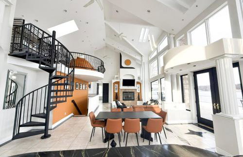 Crystal Palm Lakefront Luxury Home 6 Bed and 5 Bath - Foto 59