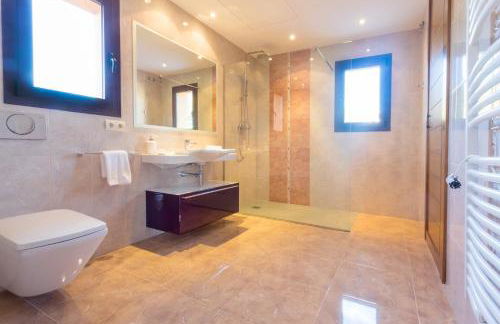 Villa Near Ibiza Town Sleeps 12 - Foto 31