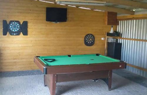 Cottage by Ostrowieckie Lake with Private Beach - Foto 23