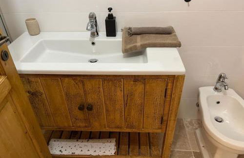 Vineyard Farmhouse in Massignano - Foto 54