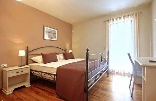 Einzigartige Villa mit Salzwasserpool, Panoramablick, Bikes, Trampolin, Tischtennis - Foto 15