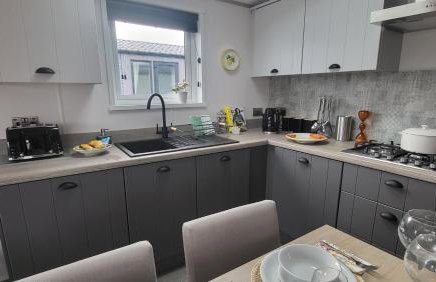 Honeycomb Lodge - Holiday Home 5 min from Padstow - Foto 6
