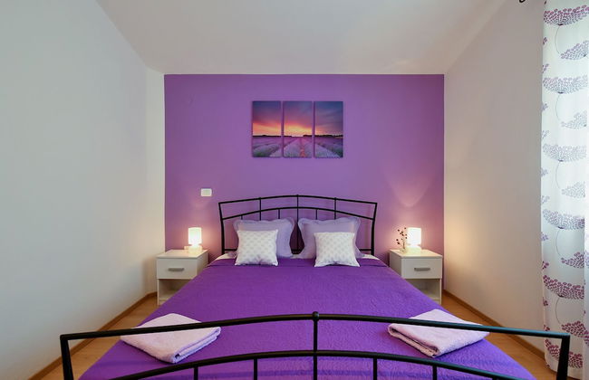 House 1125 - Photo 4