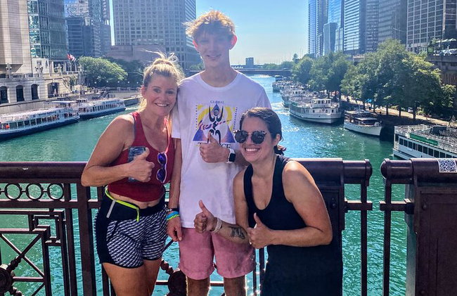 Chicago River Yoga Walk Tour - Foto 4