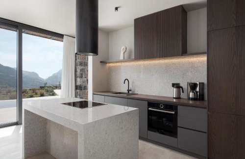 Neromai Cave Luxury Villas - Photo 46