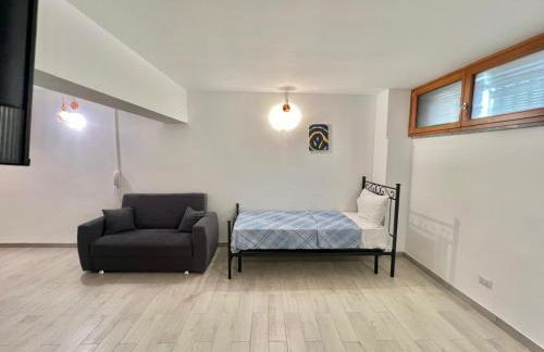 Abruzzi Home, delizioso appartamento e confortevole accanto a Metropolitana Linea Verde, con parcheggio gratuito in strada - Photo 5