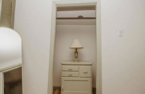 Walk to Cafe & Mall, One Mile to Dordt, Dog Theme - Foto 14