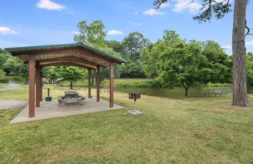 Charming getaway in Weaverville! Great location! - Foto 45