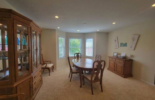 Beachfront~Private Sand Beach~Close Mackinac Ferry - Foto 9