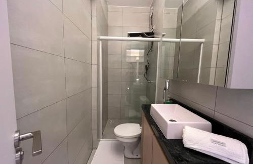 Beira-Mar Sofisticado com Vista Mar e Piscina - Foto 73